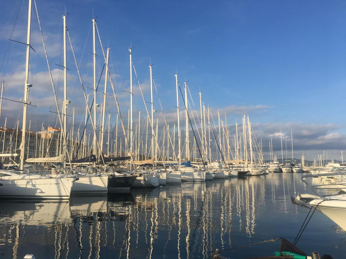 La Provence Authentique A 30 Minutes Des Plages Lägenhet Collobrières Exteriör bild